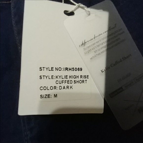 HIGH Rise Cuffed Short - Picture 7 of 10